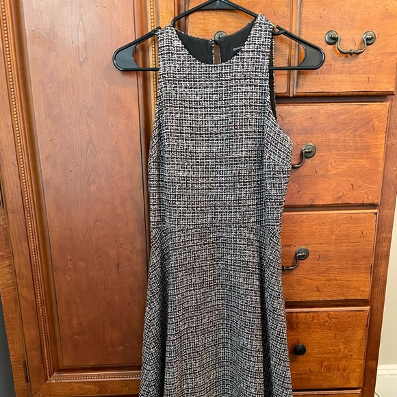 Banana Republic Gray Dress - Picture 5 of 7